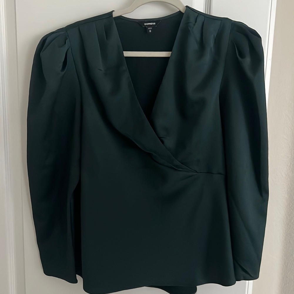 Express Emerald Green Puff Sleeve Blouse